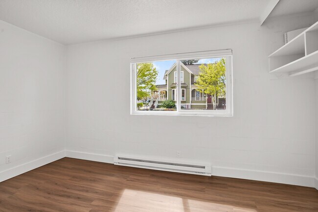 Photo - Talisman Apartments-215-177S