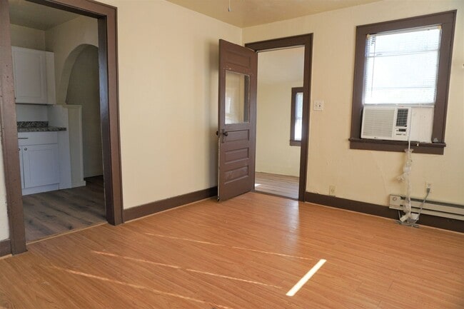 Photo - 523 SW 26 Unit 523 SW 26th St - Garage Up