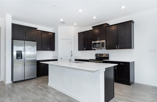 Photo - 7137 Dilly Lk Ave