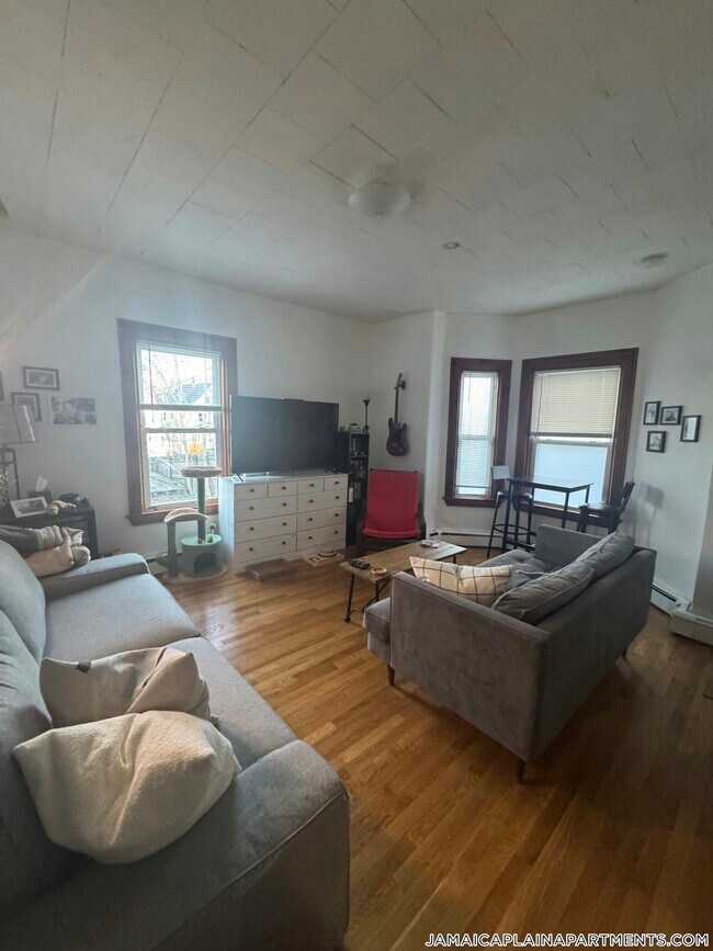 Photo - 3 Nira Ave Unidad 2