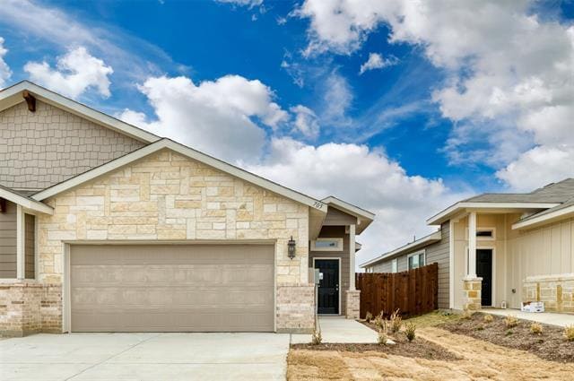 Photo - 705 Fallow Dr