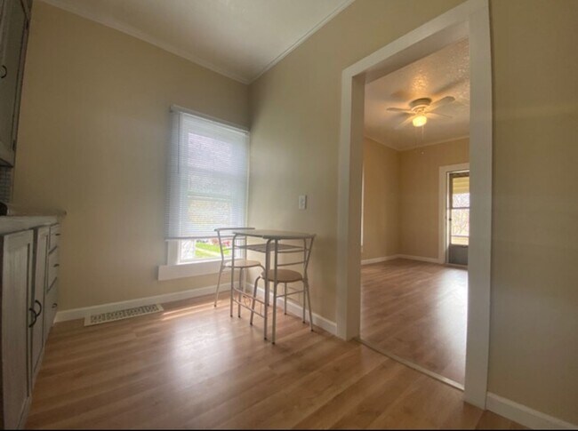 Photo - 250 N 6th Ave Unit 250 n 6th Ave  #2s