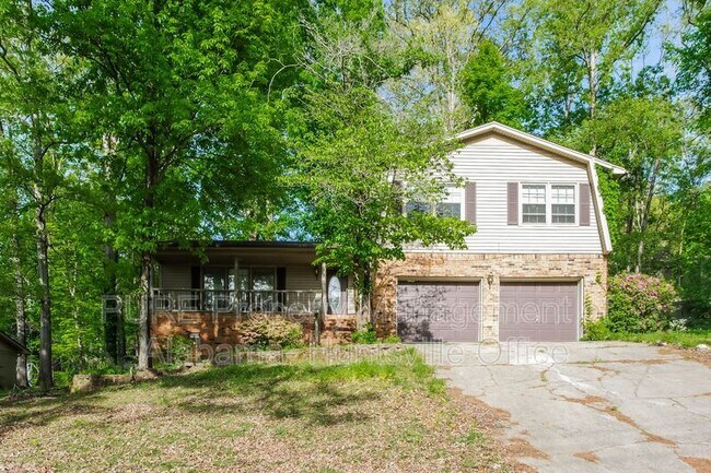 Photo - 11313 Mountain Crest Dr SE