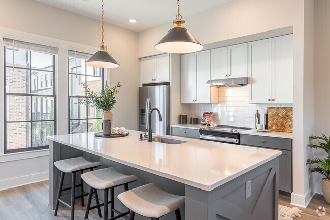 3BR, 3.5BA - 1719SF - Kitchen - 801 North Central