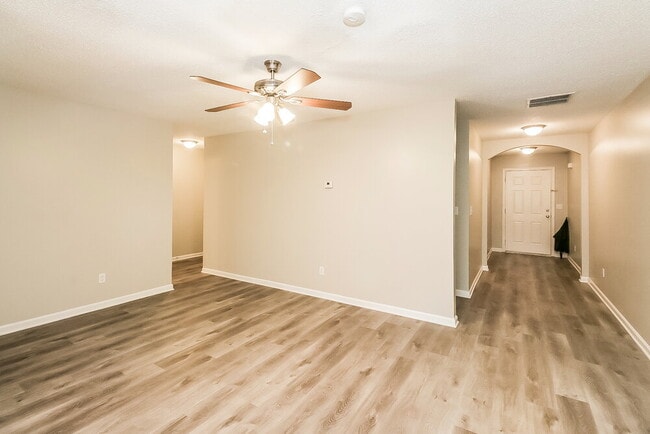 Photo - 1231 Brookstone Rd