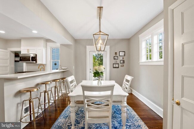 Photo - 404 S Jackson St