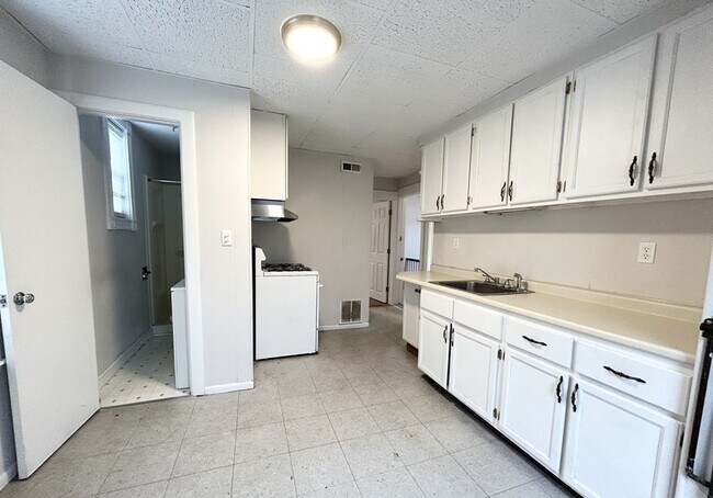 Photo - 103 Buttonwood St Unidad 3