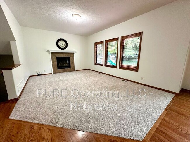 Photo - 18424 Howard St House