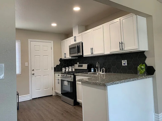 Photo - 134 Starr Ave