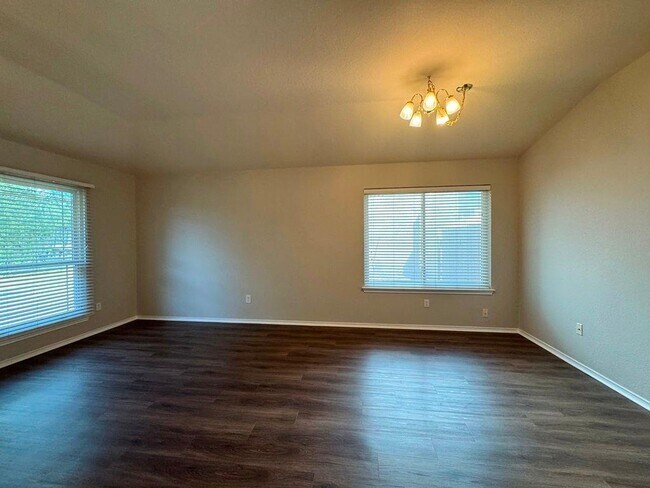 Photo - 1508 Highland Dr