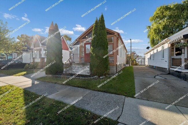 Photo - 22618 Maxine St