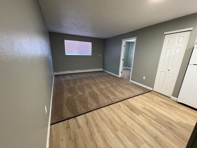 Mountain Pointe Apartments
