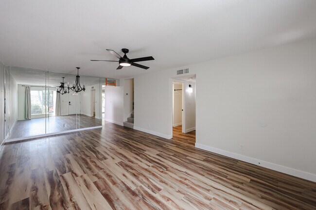 Photo - 238 W Maya Dr