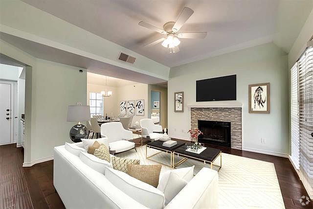 Building Photo - 3105 San Jacinto St Unit 15559 Rental