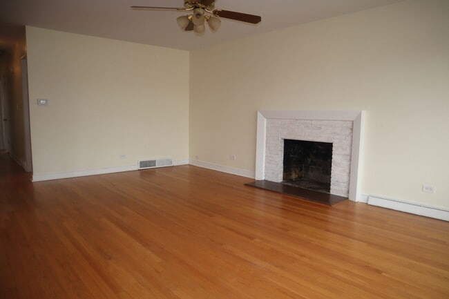 Photo - 3112 W 101st Pl