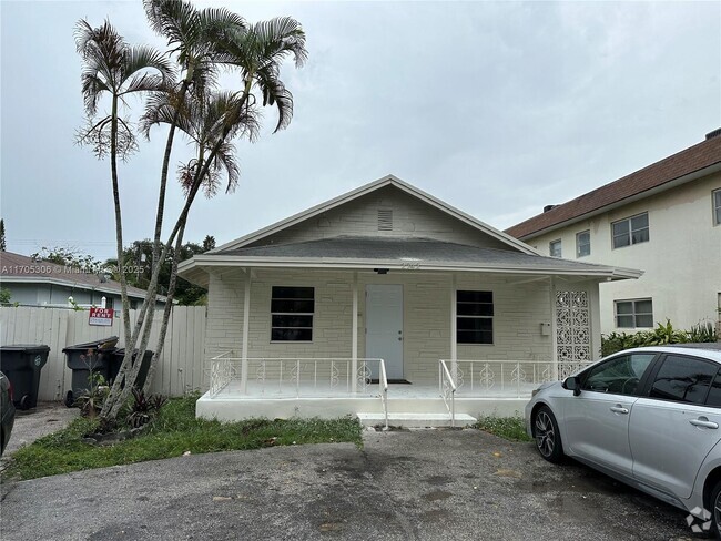 Building Photo - 2742 Pierce St Unit 2 Rental