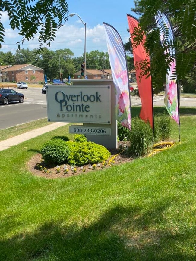 Overlook Pointe Apartments Middleton, WI
