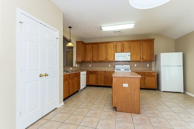 Building Photo - 3223 Spring Ranch Ln