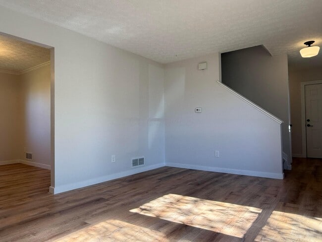 Photo - 6378 Cherroy Dr