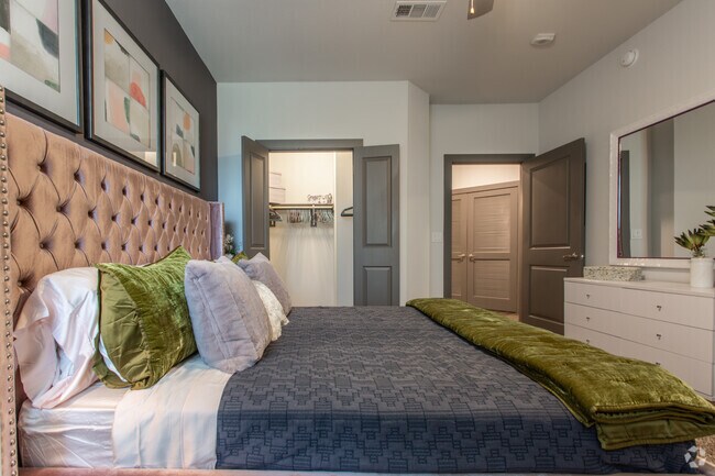 1 BR, 1 BA - 754 SF - A4
