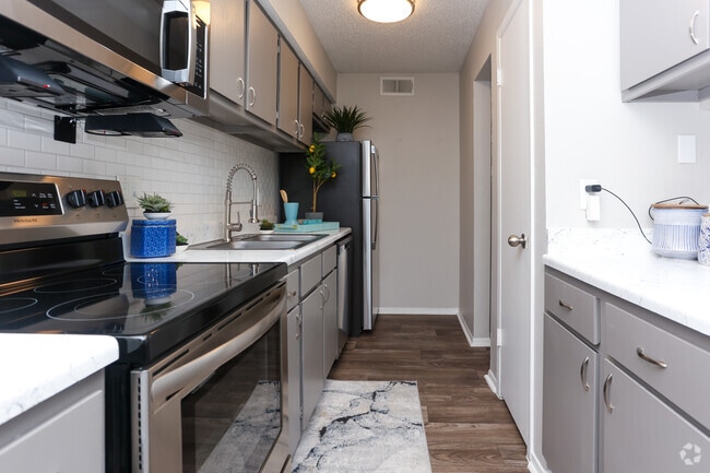 1BR, 1BA - A2 - Montoro