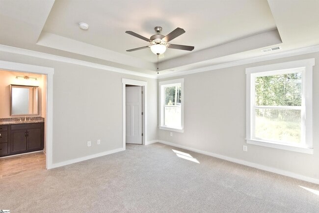 Photo - 100 Evergrace Wy