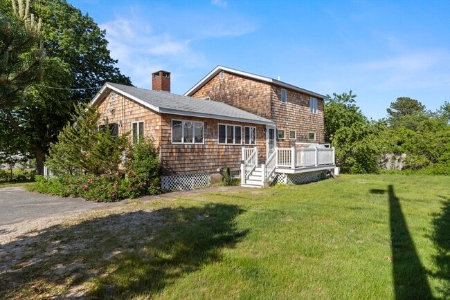 Building Photo - 11 Sleepy Hollow Rd