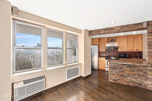 Kitchen - 8605 60th Rd Unit 4G