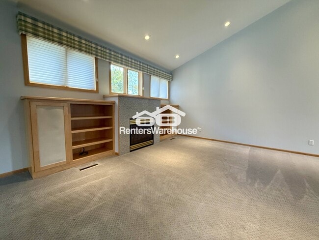 Photo - 9536 Windflower Pl N