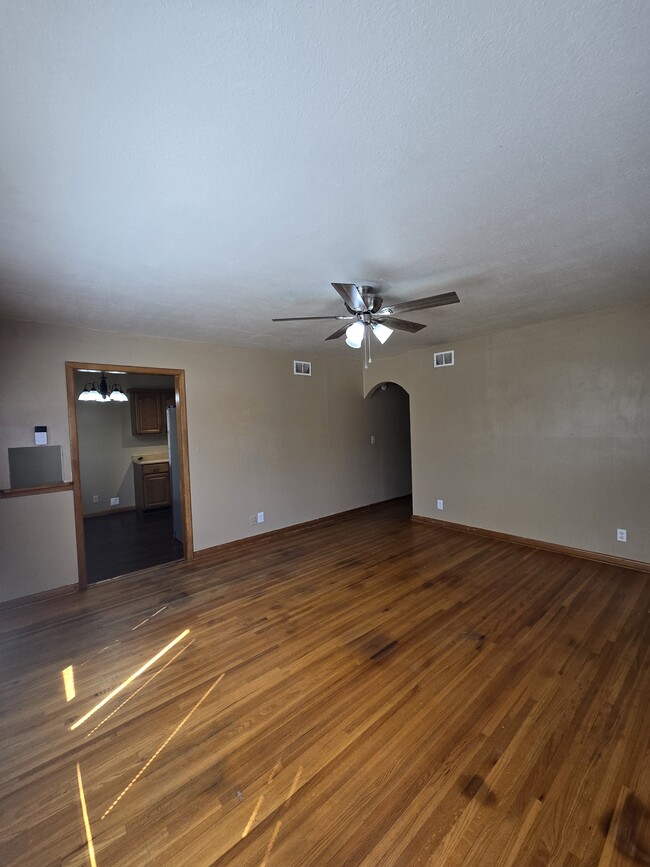 Photo - 902 N Colorado St