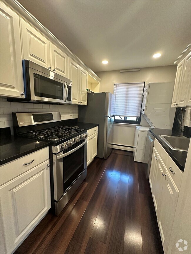 Building Photo - 31 Hillside Terrace Rental