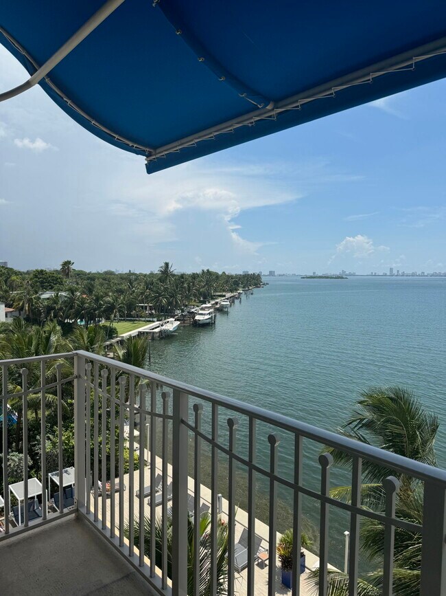 445 NE 39th St Condo Unit 512 Condo for Rent in Miami, FL