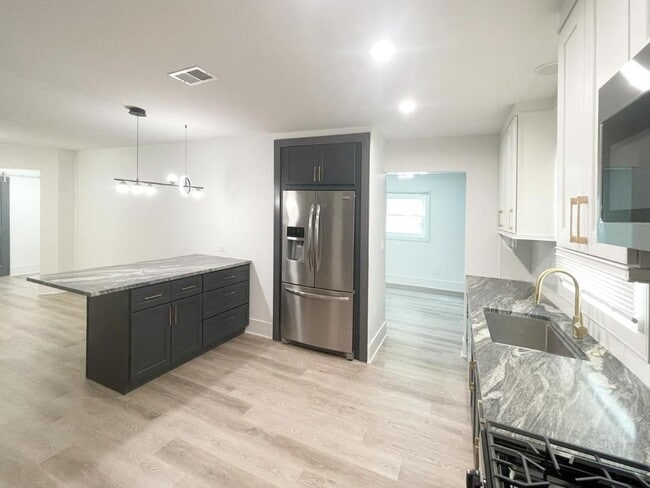 Photo - 934 Beverly Dr