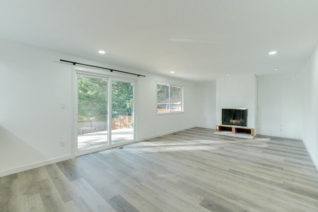 Photo - 12225 105th Ave NE