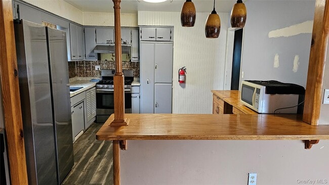 Photo - 225 Monhagen Ave