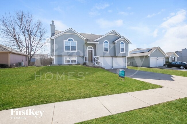 Photo - 1603 Roberta Dr