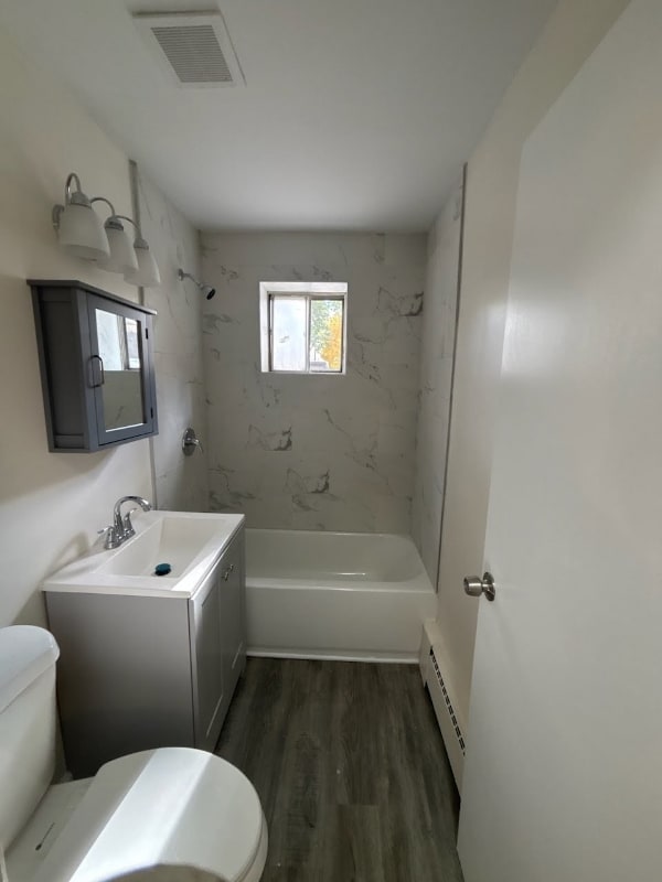 Photo - 14605 Des Plaines St