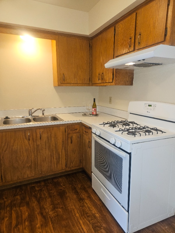 Photo - 11205 W Bluemound Rd Apartment Unit 204