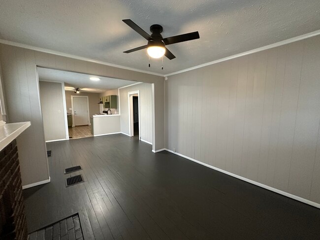 Photo - 424 Cherry St