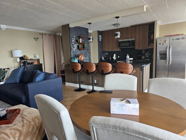 Photo - 9060 Palisade Ave