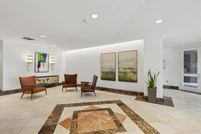 Photo - 6211 W Northwest Hwy Unidad G124