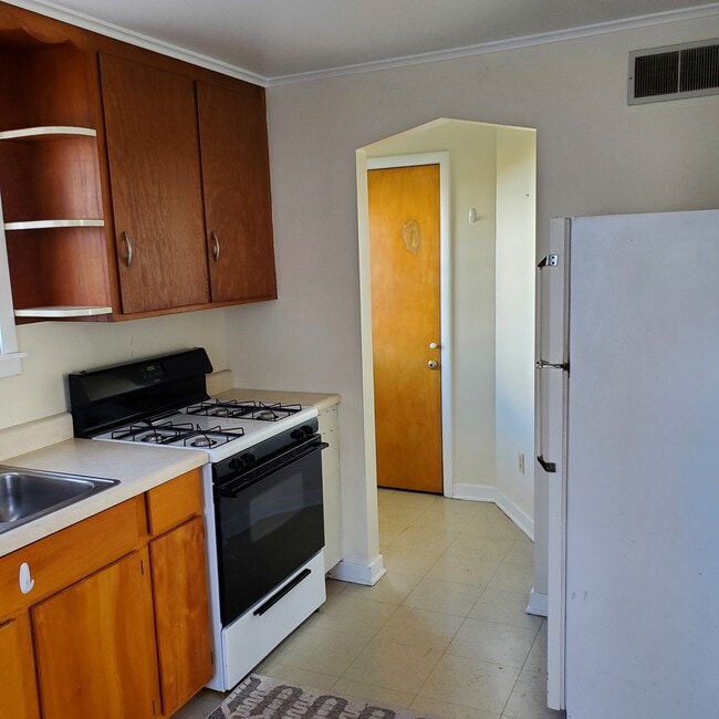 223 W Division Rd Rental For Rent in Valparaiso, IN