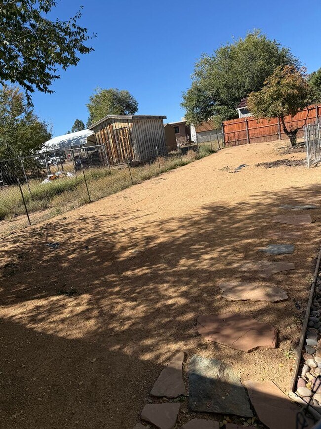 Photo - 3 bedroom 2 bath home in quiet neighborhood