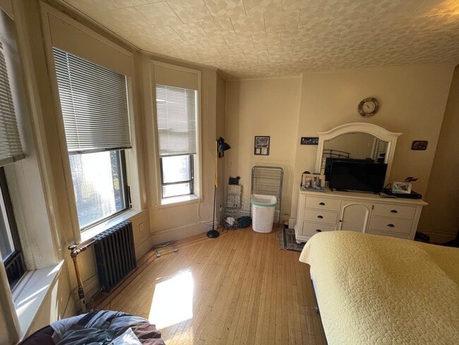 Photo - 1020 Hudson St Unit A5