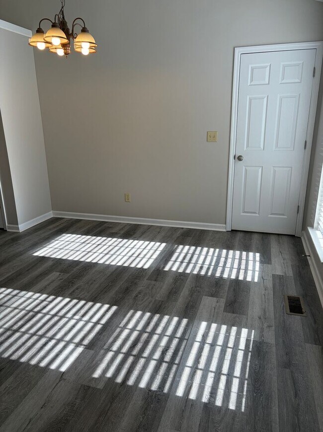 Photo - Tri level home