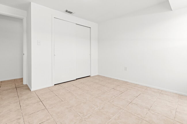 Photo - 1057 Tropical Ave NW