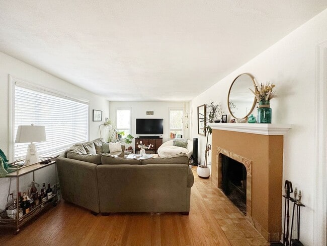 Photo - 7471 Corliss Ave N