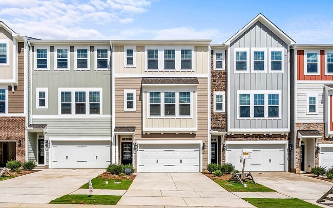 Photo - 2804 Austin Fls Sta Townhome