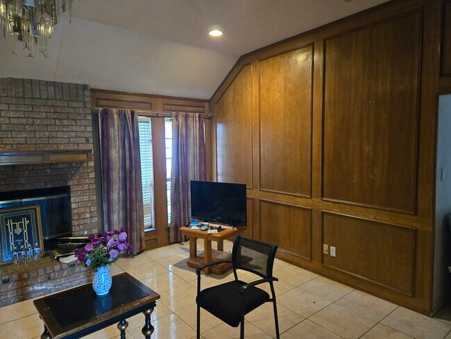 Photo - 5101 Bellefontaine Dr