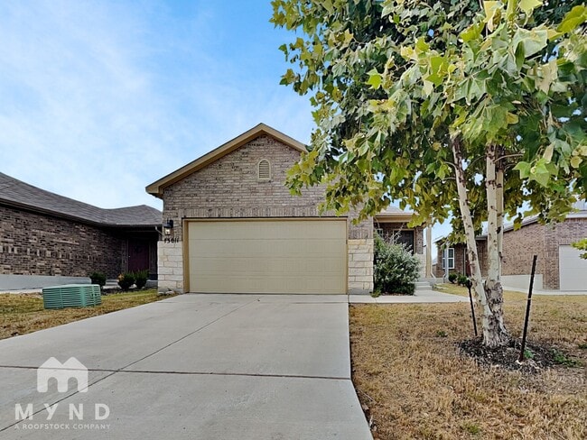 Photo - 13011 Lineberry Ln